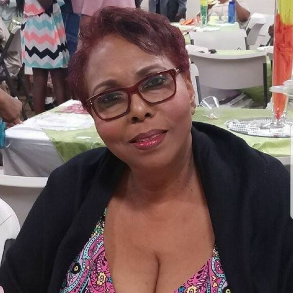 Meet your Posher, Janice